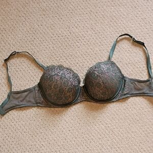 Victoria's Secret Bra in Sage Green